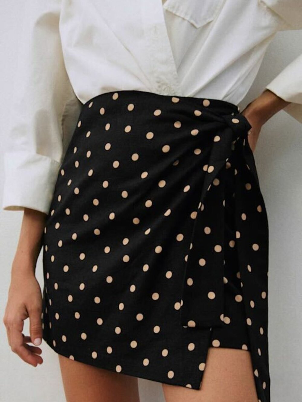 Sezane Lola Short Wrap Skirt In Beige Polka Dots & Black - Size US 12 - NWT